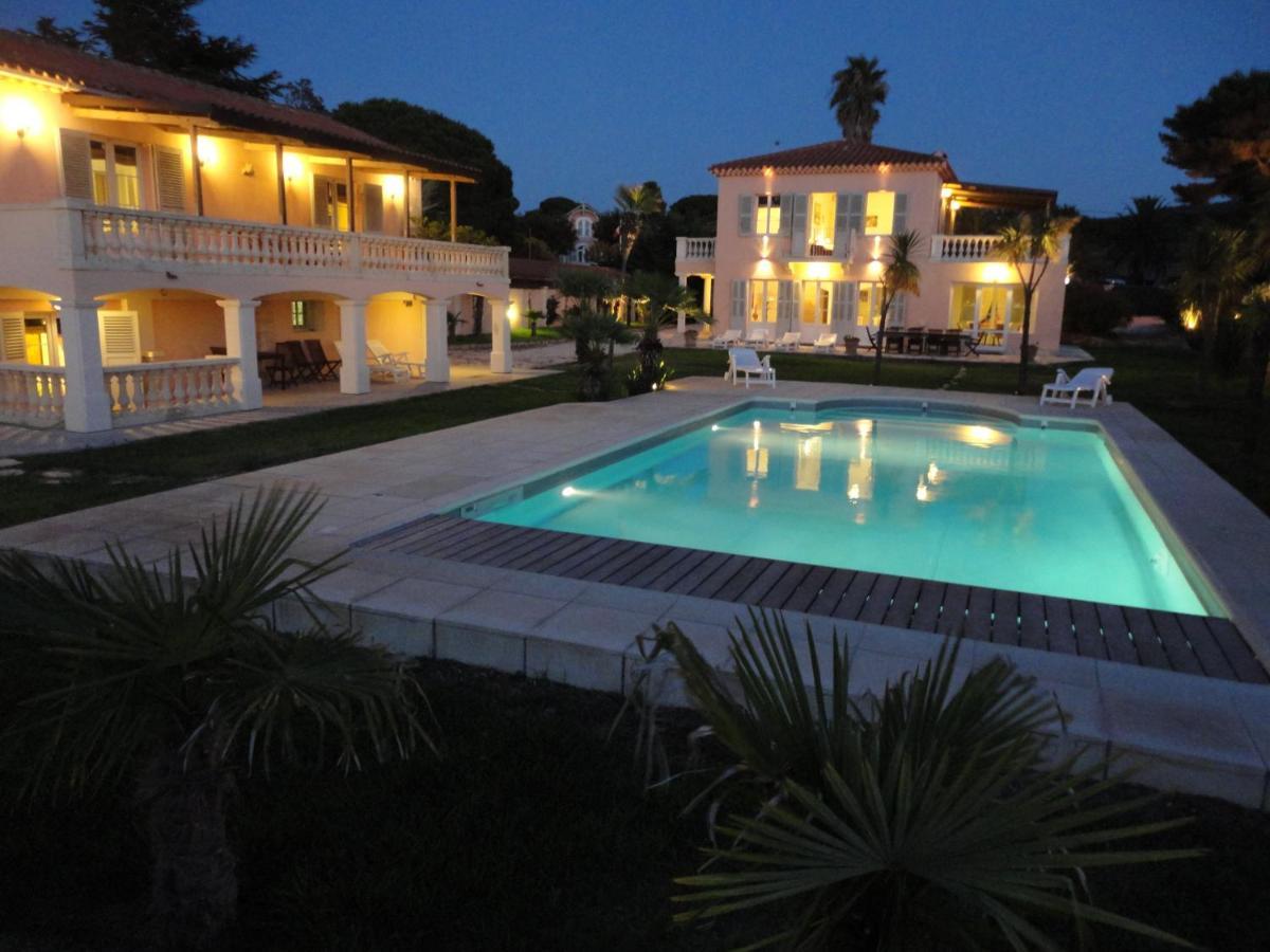 Villa Playa Del Sol -B4 Saint Tropez Bagian luar foto