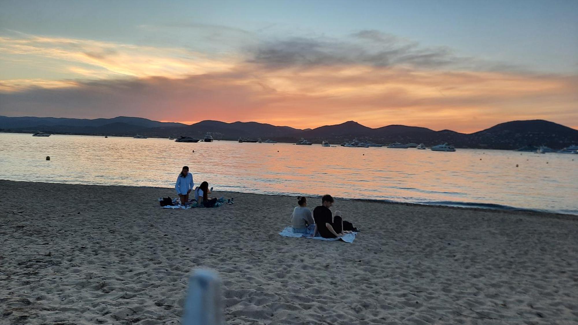Villa Playa Del Sol -B4 Saint Tropez Bagian luar foto